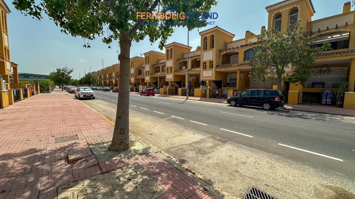 2 Zimmer Bungalow zu verkaufen in Daya Nueva mit Pool Garage - 119.000 € (Ref: 10000856)