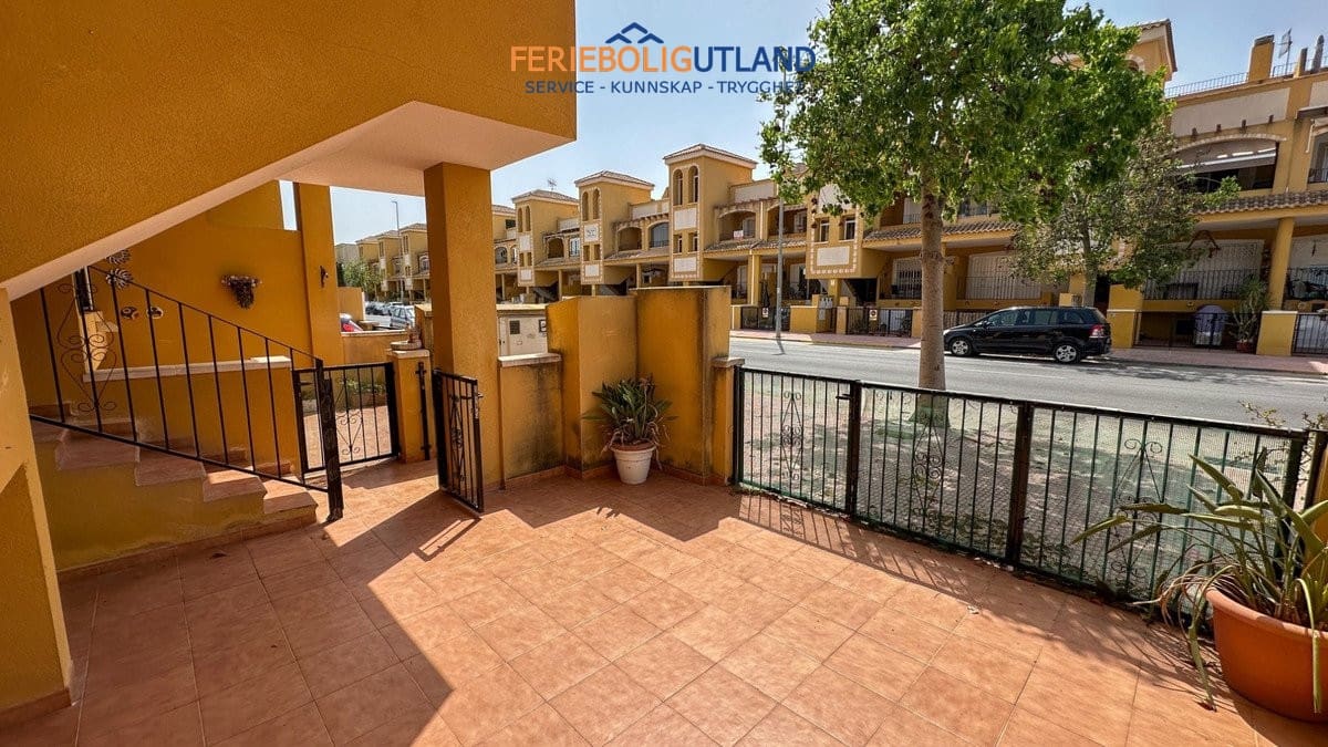 2 Zimmer Bungalow zu verkaufen in Daya Nueva mit Pool Garage - 119.000 € (Ref: 10000856)