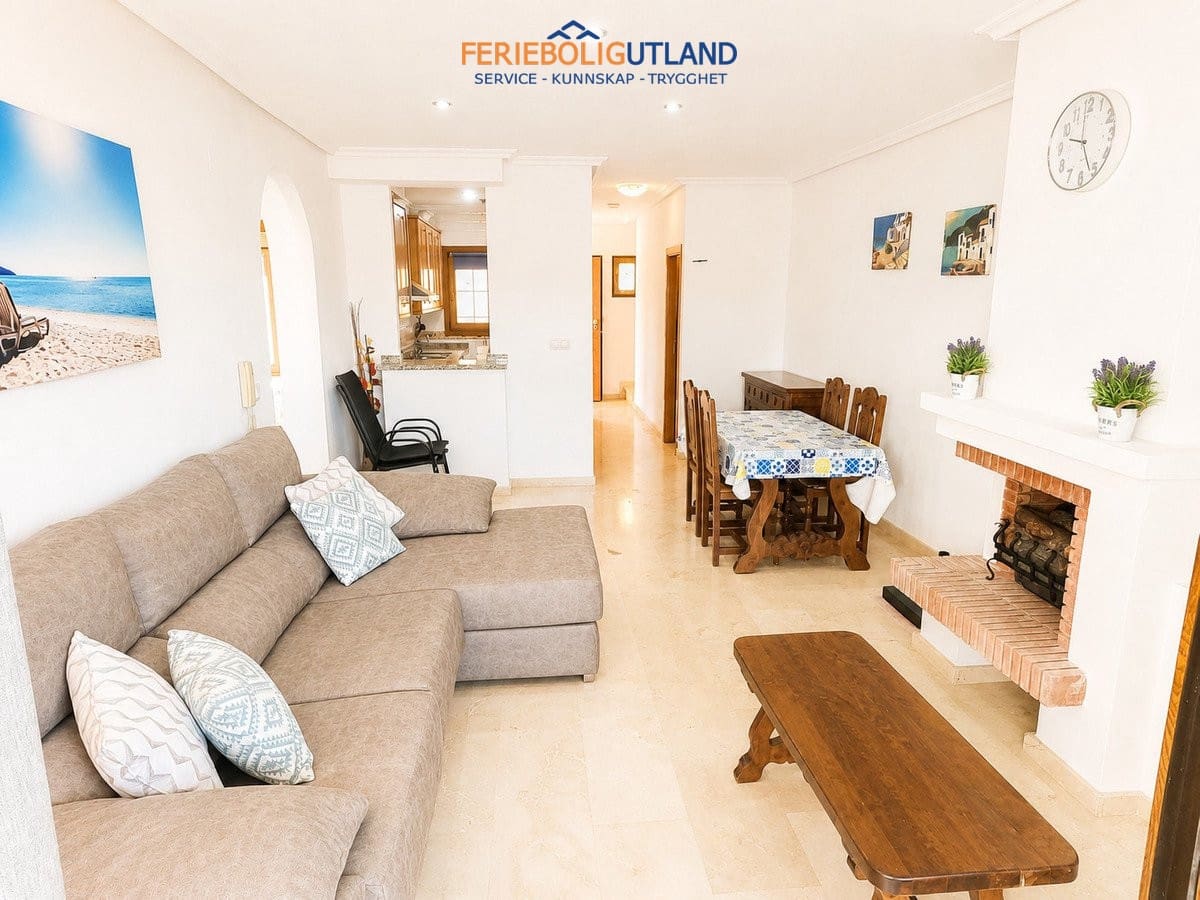 Casa de 3 habitaciones en Algorfa en venta con piscina - 249.000 € (Ref: 10000859)
