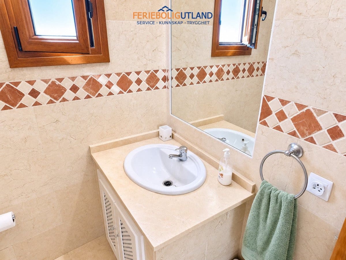 Casa de 3 habitaciones en Algorfa en venta con piscina - 249.000 € (Ref: 10000859)