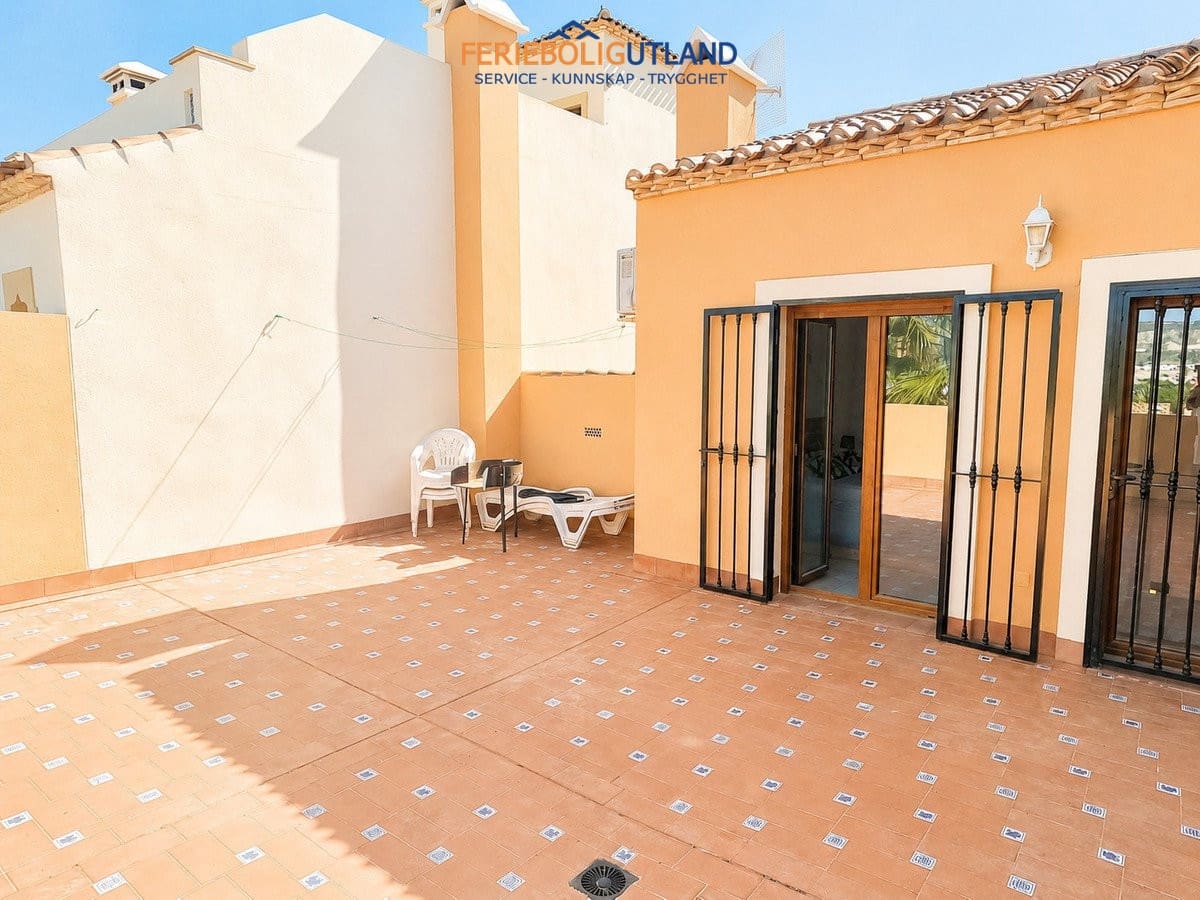 Casa de 3 habitaciones en Algorfa en venta con piscina - 249.000 € (Ref: 10000859)