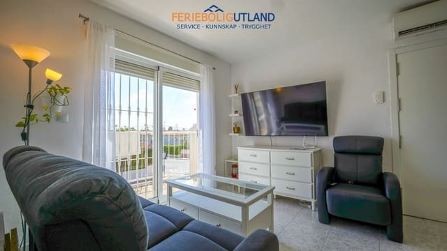 Apartamento de 2 habitaciones en El Chaparral, Torrevieja en venta con piscina - 140.000 € (Ref: 10000861)