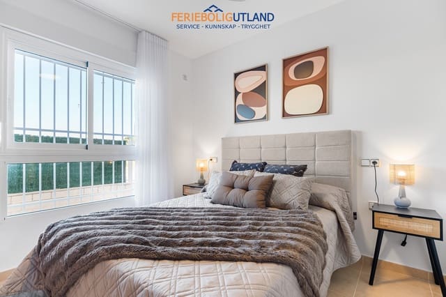 Ático de 2 habitaciones en Lomas de Cabo Roig - Los Dolses, Orihuela en venta con piscina - 202.500 € (Ref: 10000865)