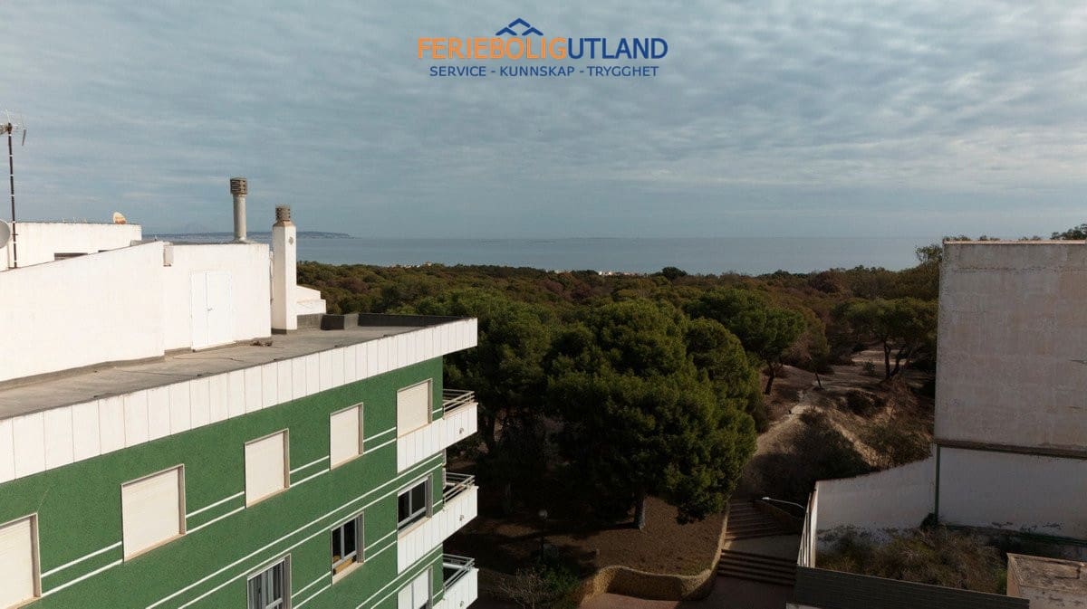 Apartamento de 1 habitación en Guardamar del Segura en venta con piscina garaje - 179.000 € (Ref: 10000866)