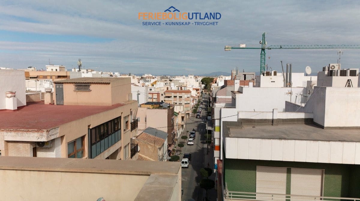 Apartamento de 1 habitación en Guardamar del Segura en venta con piscina garaje - 179.000 € (Ref: 10000866)