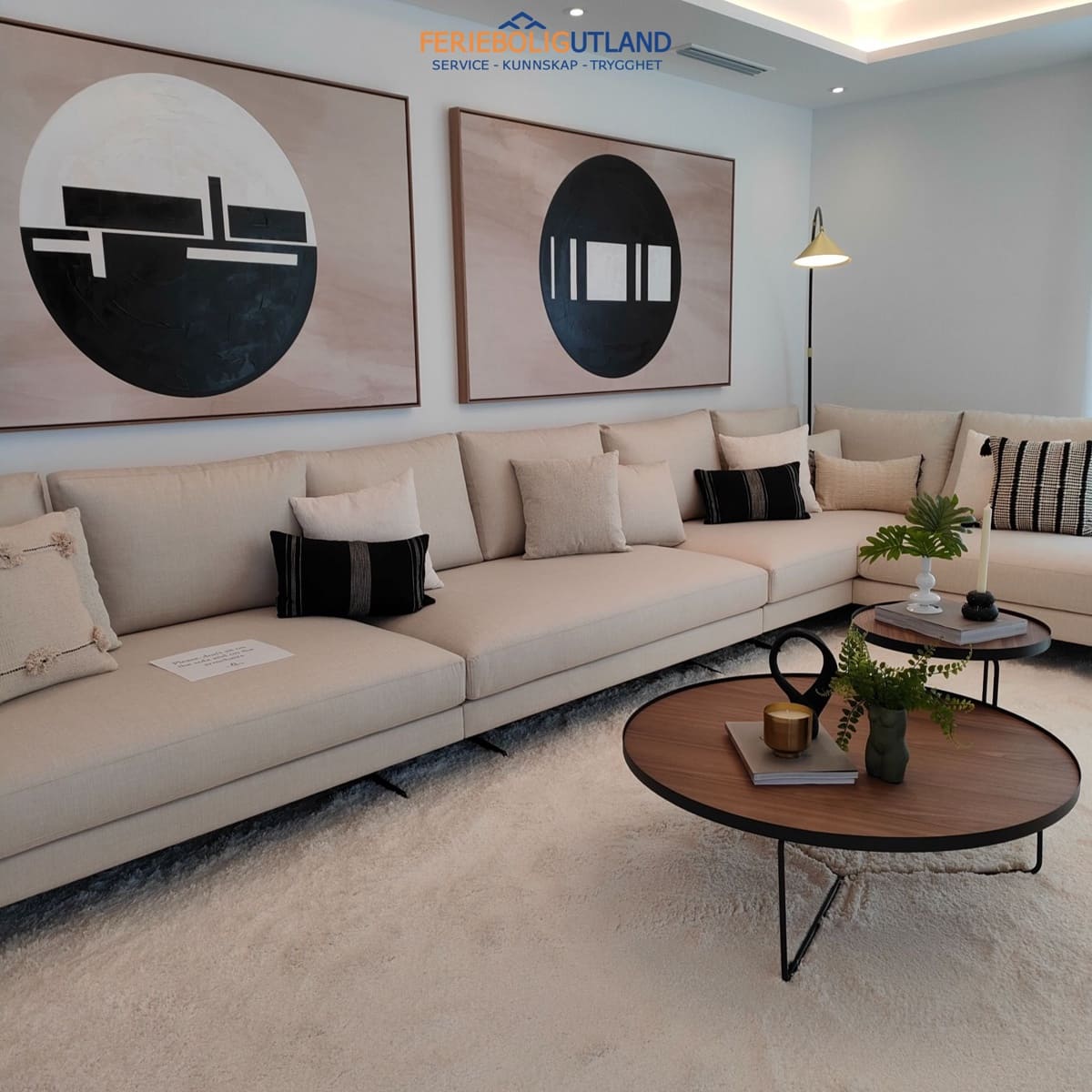 4 soverom Villa til salgs i Ciudad Quesada med svømmebasseng garasje - € 985 000 (Ref: 10000938)
