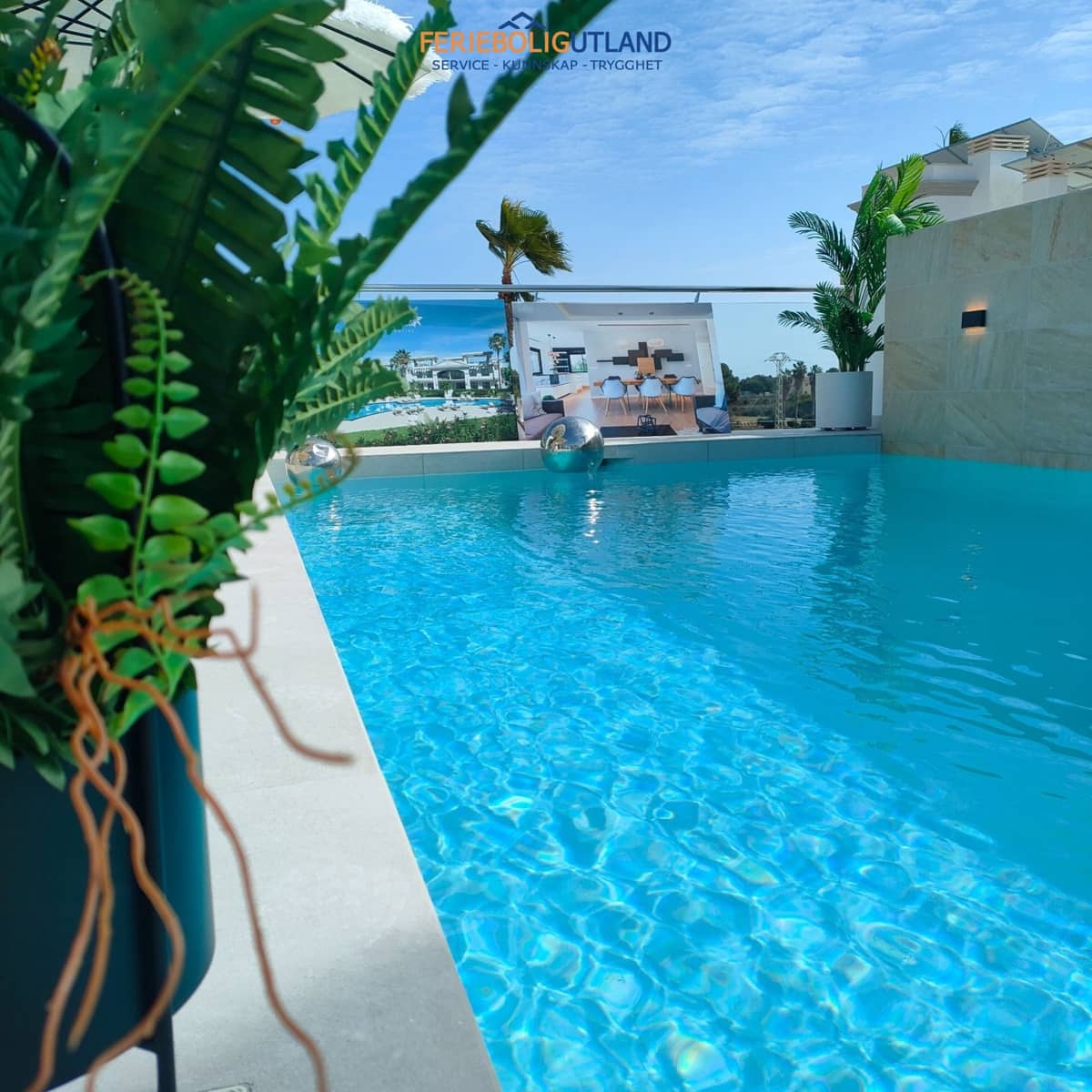 4 soverom Villa til salgs i Ciudad Quesada med svømmebasseng garasje - € 985 000 (Ref: 10000938)