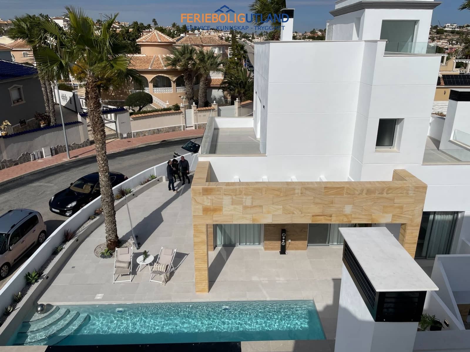 4 soverom Villa til salgs i Ciudad Quesada med svømmebasseng garasje - € 985 000 (Ref: 10000938)