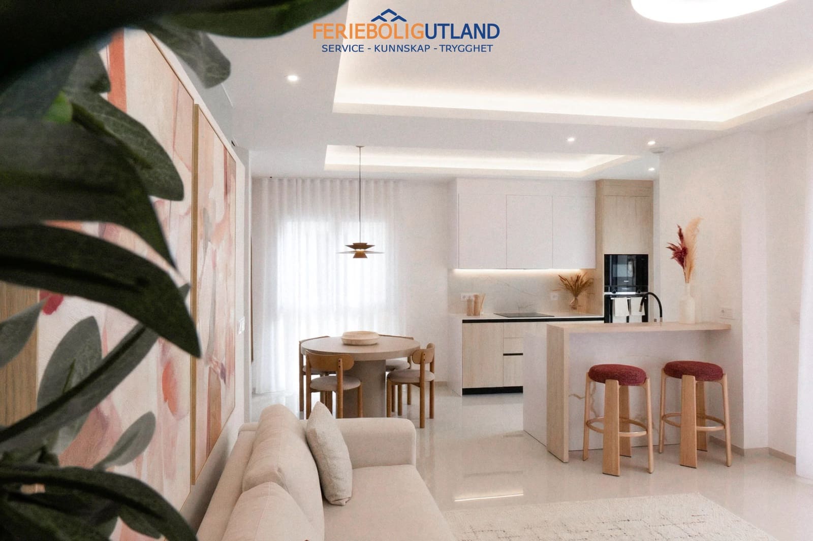 Apartamento de 2 habitaciones en Ciudad Quesada en venta con piscina garaje - 327.695 € (Ref: 10000939)