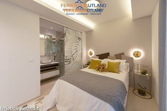 3 chambre Villa/Maison à vendre à Los Alcazares avec piscine garage - 560 021 € (Ref: 10000941)