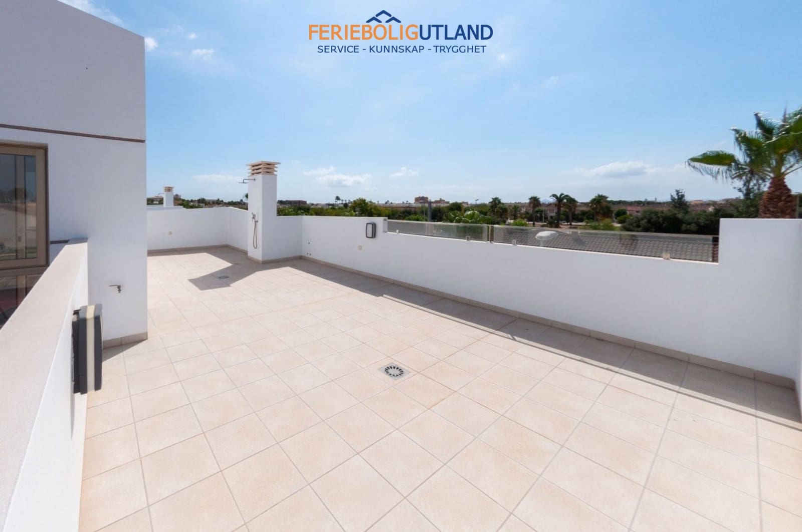 3 chambre Villa/Maison à vendre à Los Alcazares avec piscine garage - 560 021 € (Ref: 10000941)