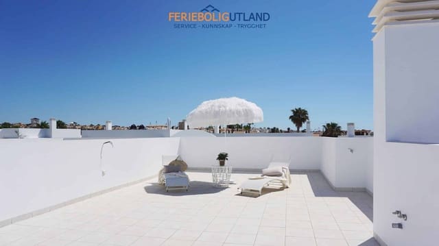 Apartamento de 3 habitaciones en Ciudad Quesada, Rojales en venta con piscina garaje - 380.540 € (Ref: 10000942)