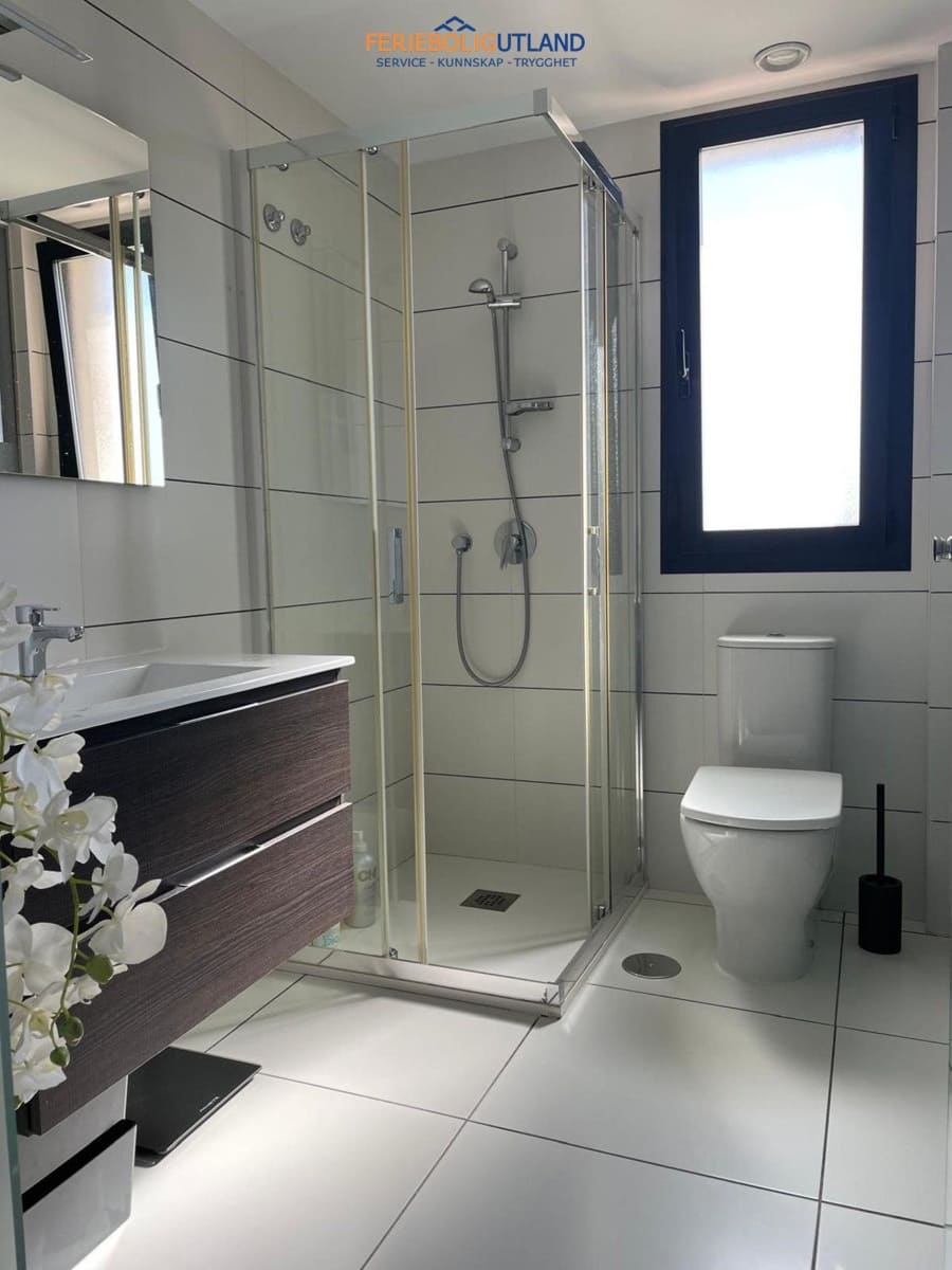 2 quarto Apartamento para venda em Villamartin com piscina garagem - 229 000 € (Ref: 10001058)