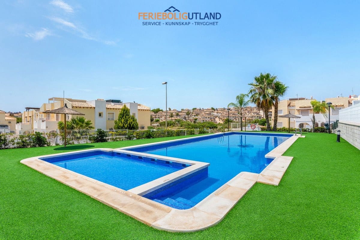 2 quarto Apartamento para venda em Villamartin com piscina garagem - 229 000 € (Ref: 10001058)