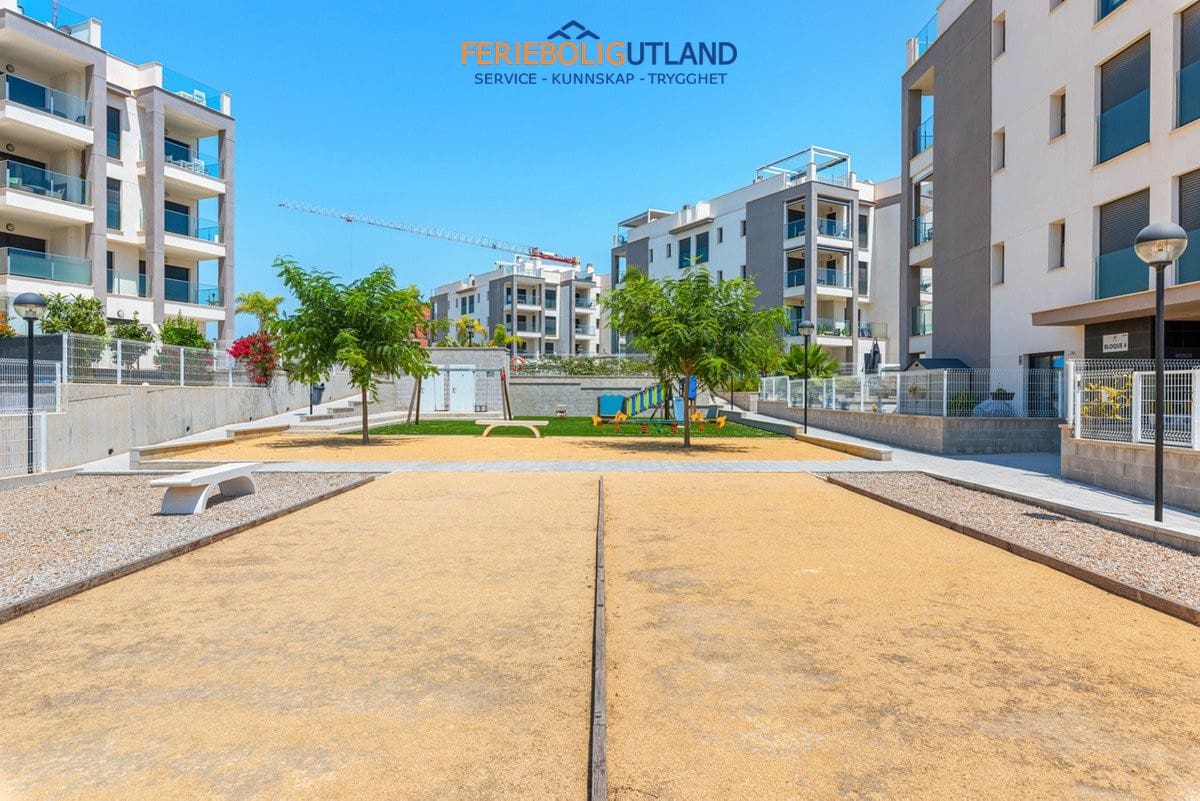 2 quarto Apartamento para venda em Villamartin com piscina garagem - 229 000 € (Ref: 10001058)