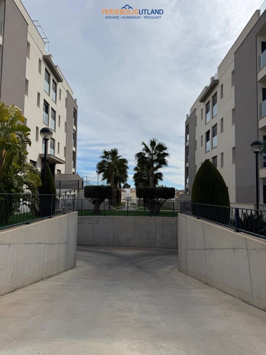 2 quarto Apartamento para venda em Villamartin com piscina garagem - 229 000 € (Ref: 10001058)