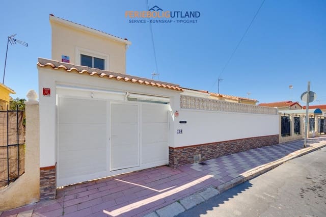 3 sypialnia Willa na sprzedaż w La Marina, Elche / Elx z basenem garażem - 279 969 € (Ref: 10001059)