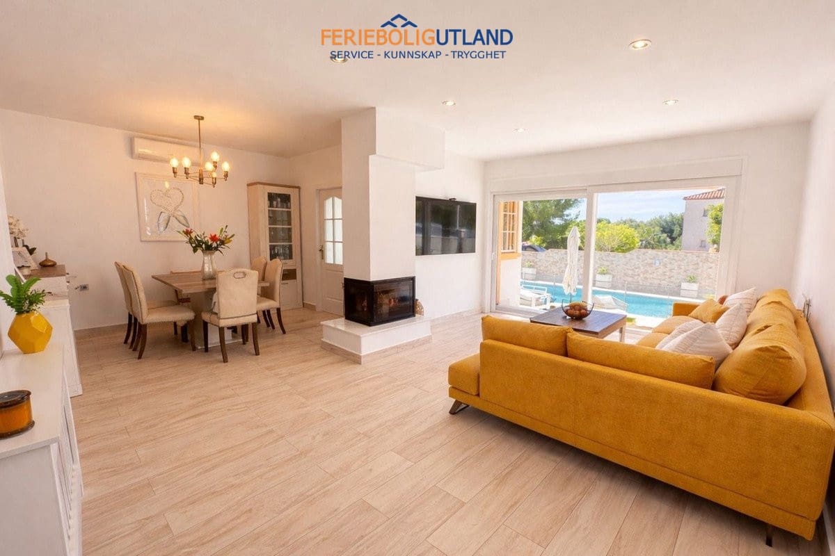 3 Zimmer Villa zu verkaufen in Los Dolses mit Pool Garage - 549.995 € (Ref: 10001060)