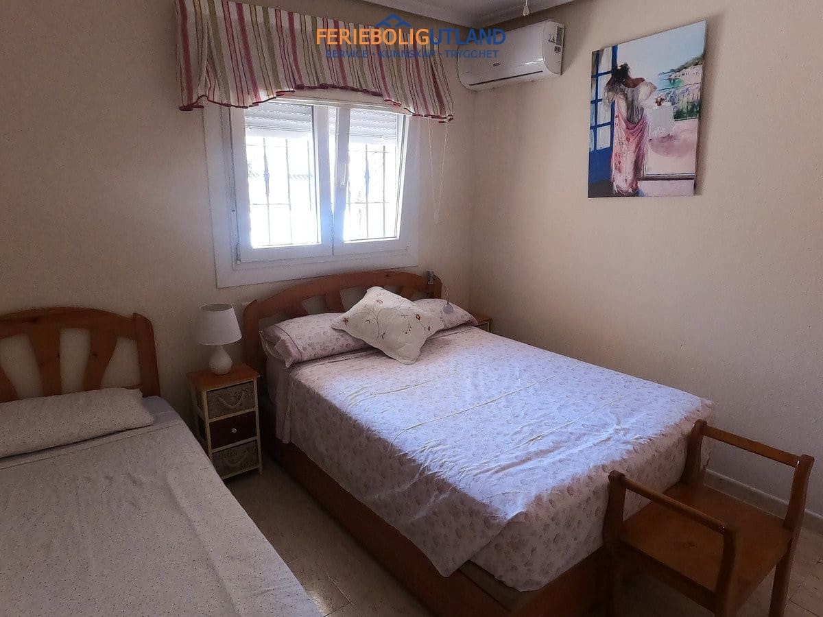 Apartamento de 2 habitaciones en Orihuela Costa en venta con piscina - 190.000 € (Ref: 10001062)