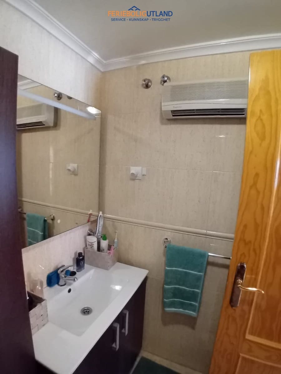 Apartamento de 2 habitaciones en Orihuela Costa en venta con piscina - 190.000 € (Ref: 10001062)