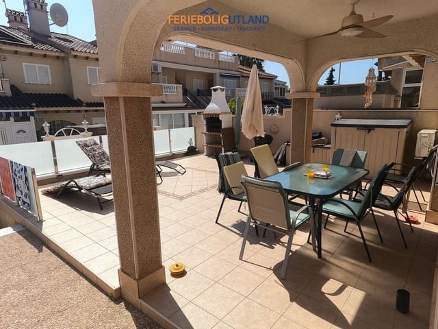 2 slaapkamer Appartement te koop in Punta Prima, Orihuela met zwembad - € 190.000 (Ref: 10001062)