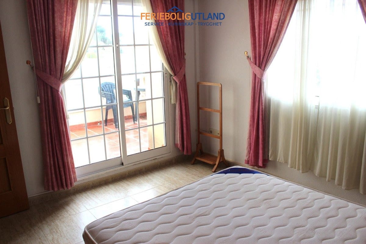 Casa de 3 habitaciones en Algorfa en venta con piscina garaje - 249.995 € (Ref: 10001063)