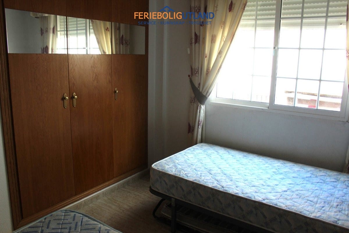 Casa de 3 habitaciones en Algorfa en venta con piscina garaje - 249.995 € (Ref: 10001063)