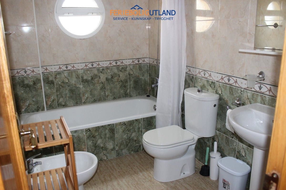 Casa de 3 habitaciones en Algorfa en venta con piscina garaje - 249.995 € (Ref: 10001063)