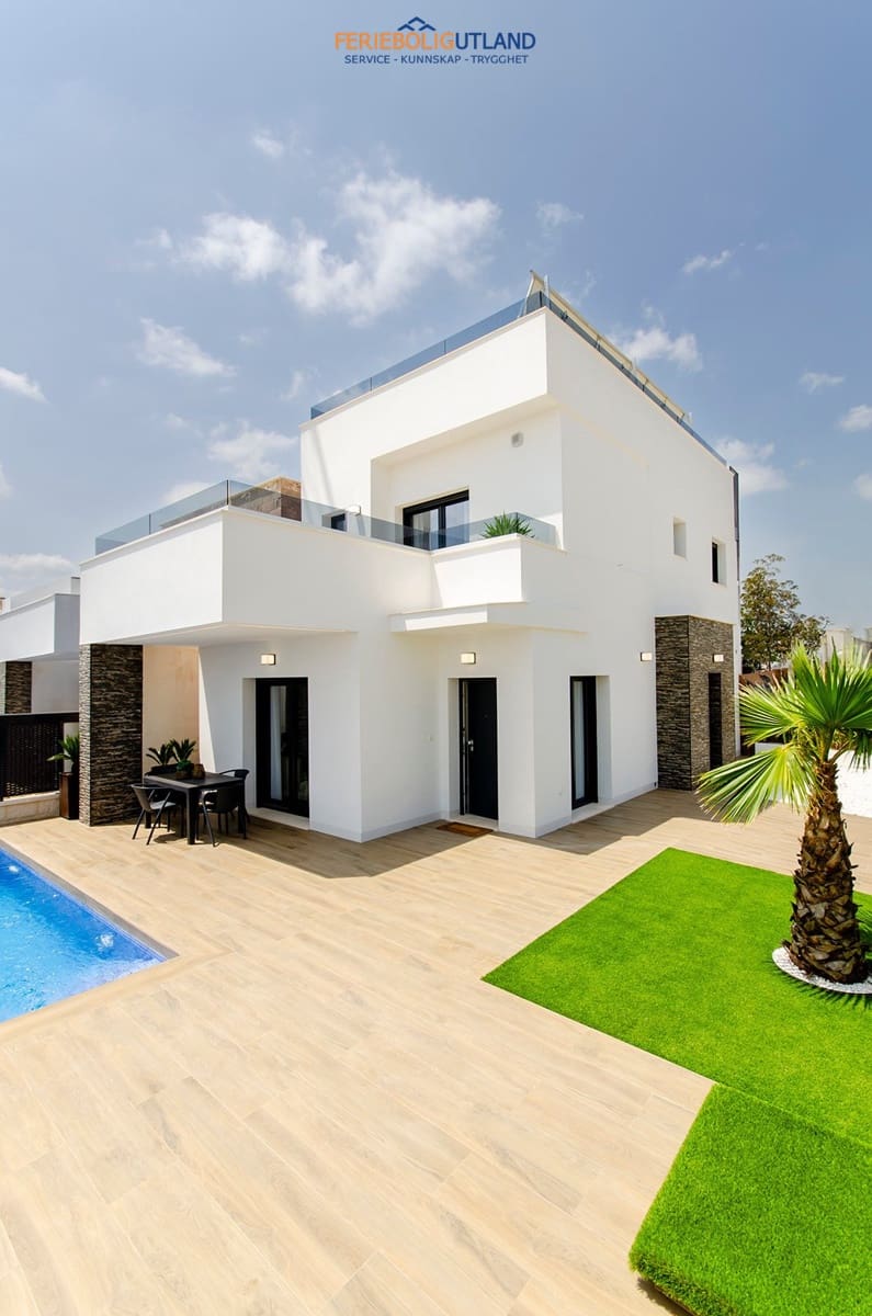 3 camera da letto Villa in vendita in Vistabella con piscina garage - 439.000 € (Rif: 10001066)
