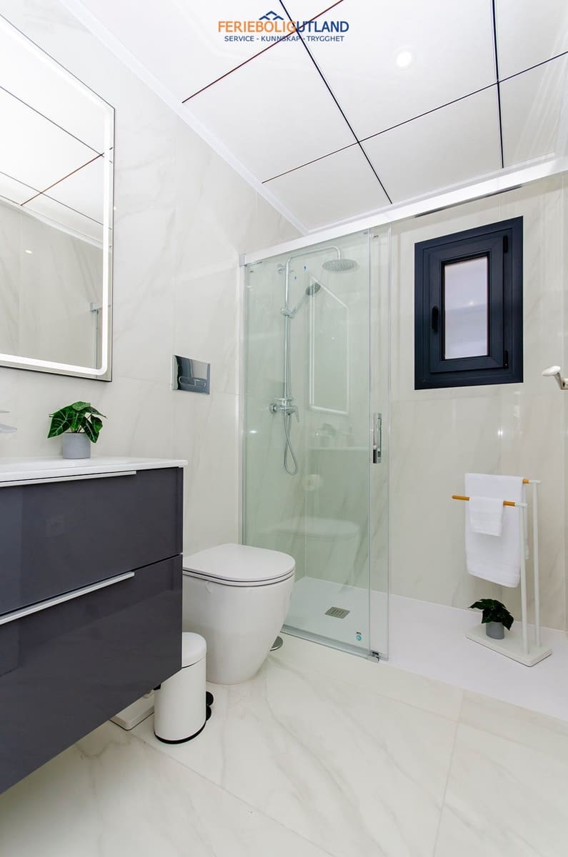 3 camera da letto Villa in vendita in Vistabella con piscina garage - 439.000 € (Rif: 10001066)