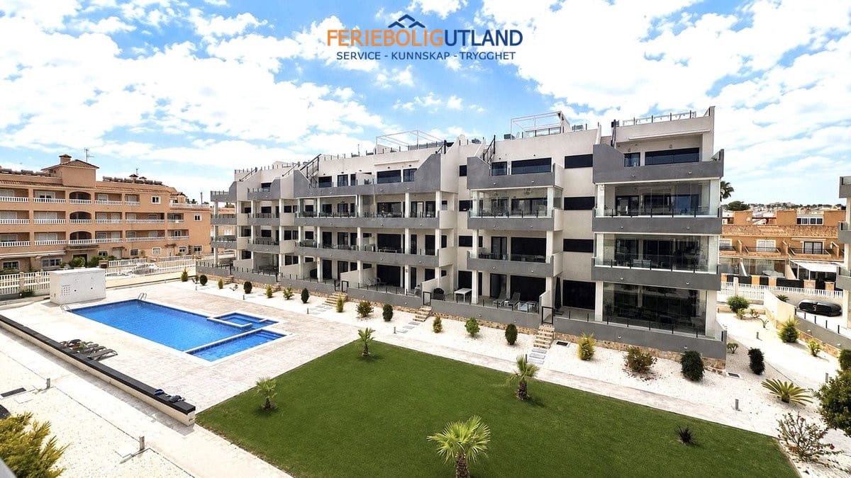 3 soveværelse Lejlighed til salg i Villamartin med swimmingpool garage - € 390.000 (Ref: 10001067)