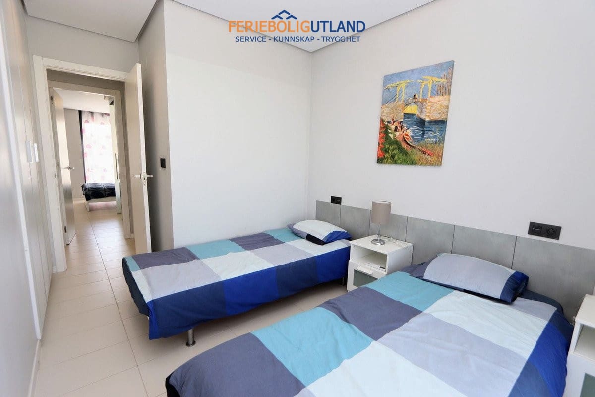 2 quarto Apartamento para venda em Villamartin com piscina garagem - 234 000 € (Ref: 10001069)