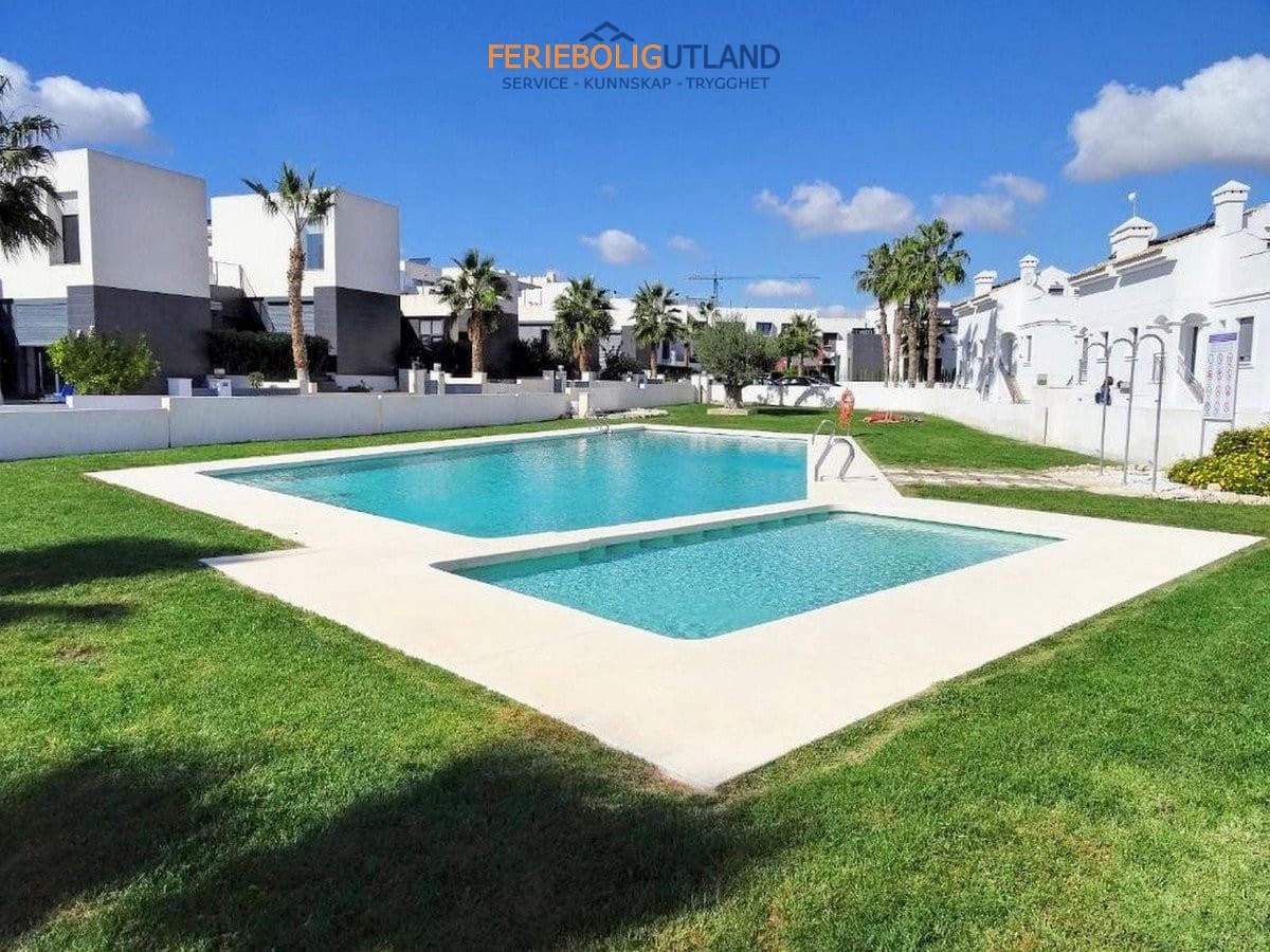 2 quarto Apartamento para venda em Villamartin com piscina garagem - 234 000 € (Ref: 10001069)