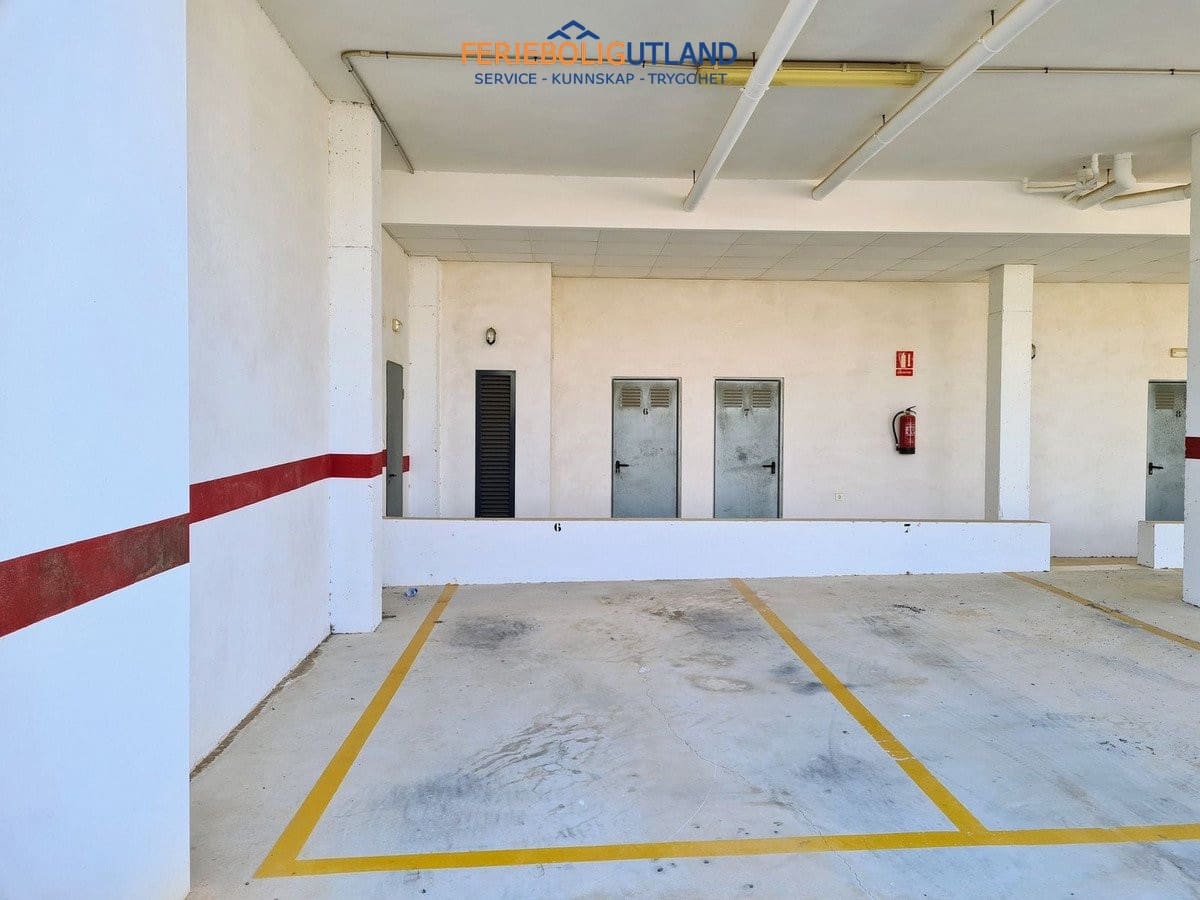 2 quarto Apartamento para venda em Villamartin com piscina garagem - 234 000 € (Ref: 10001069)