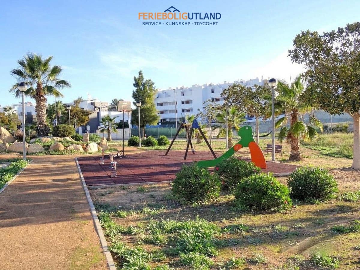 2 quarto Apartamento para venda em Villamartin com piscina garagem - 234 000 € (Ref: 10001069)