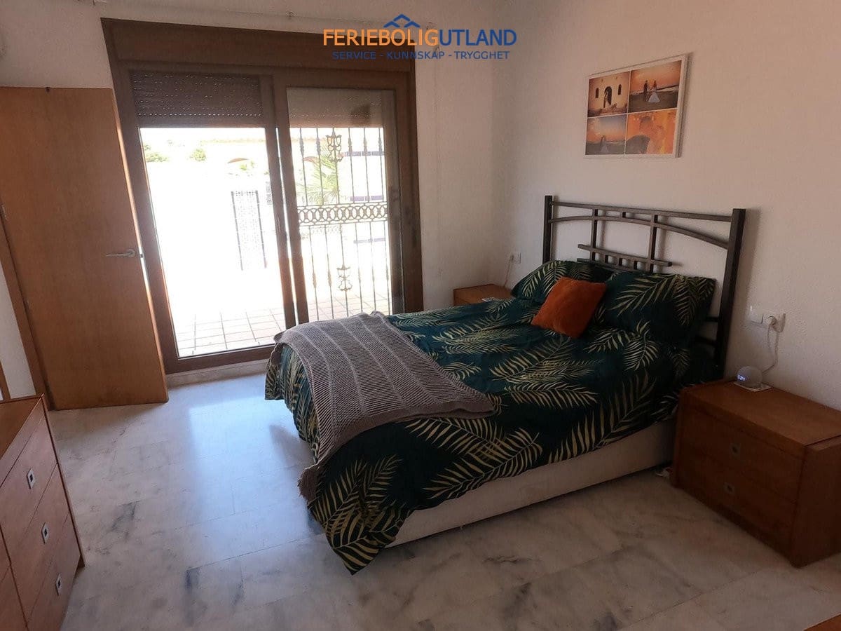 3 sovrum Villa till salu i Algorfa med pool garage - 449 995 € (Ref: 10001072)