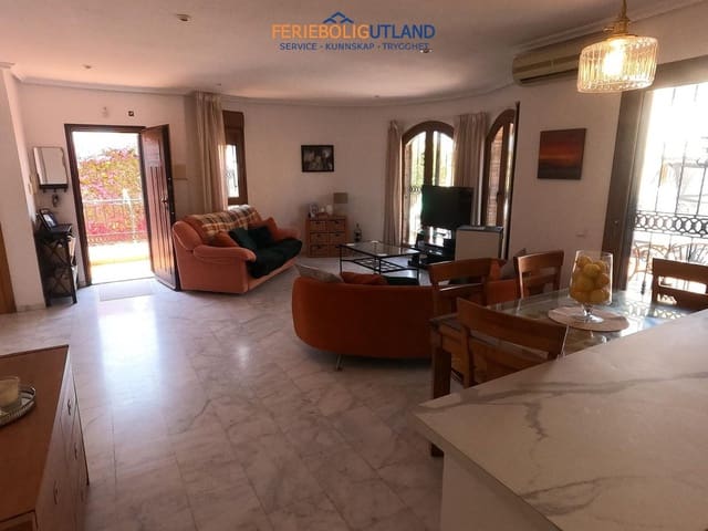 3 slaapkamer Villa te koop in Algorfa met zwembad garage - € 449.995 (Ref: 10001072)