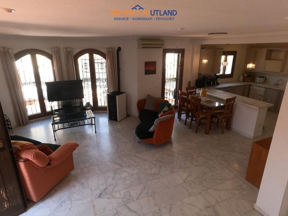 3 sovrum Villa till salu i Algorfa med pool garage - 449 995 € (Ref: 10001072)
