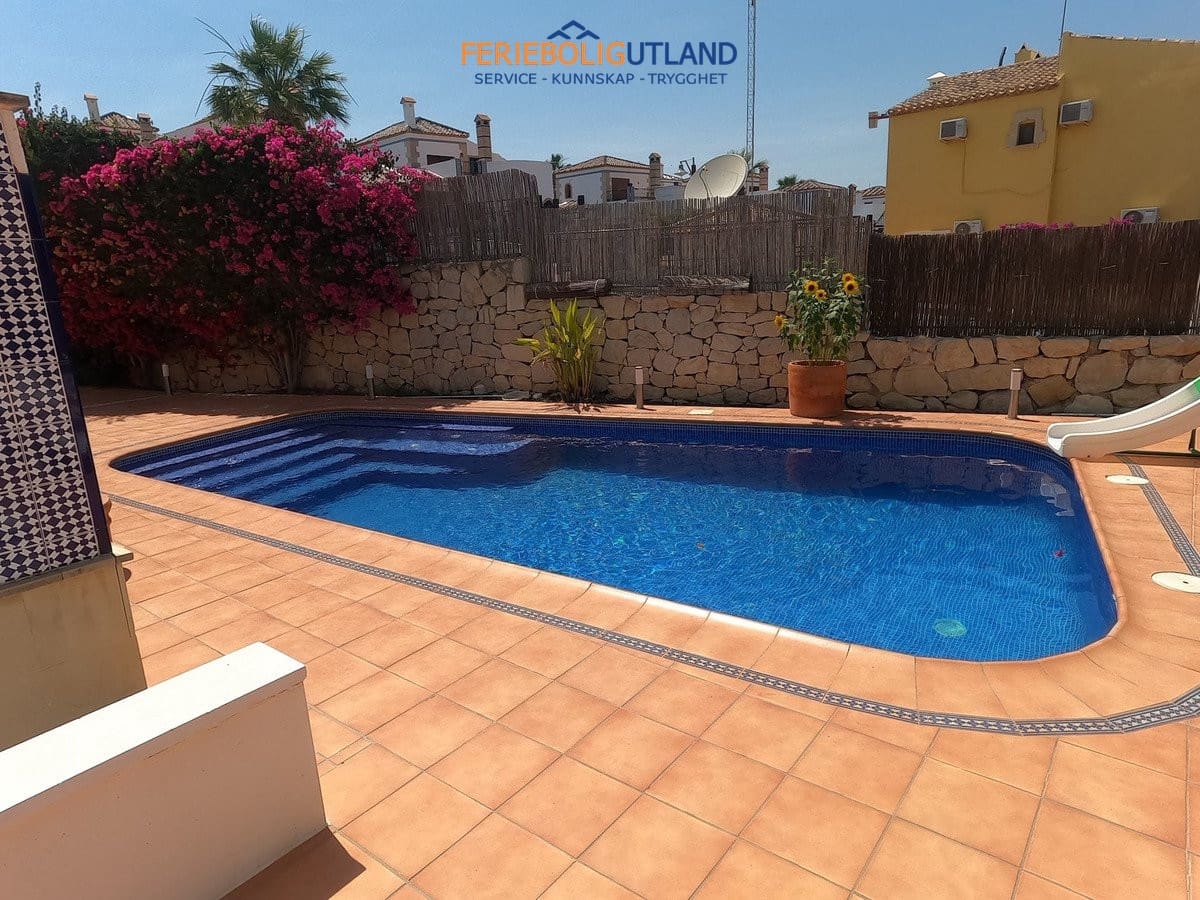 3 sovrum Villa till salu i Algorfa med pool garage - 449 995 € (Ref: 10001072)