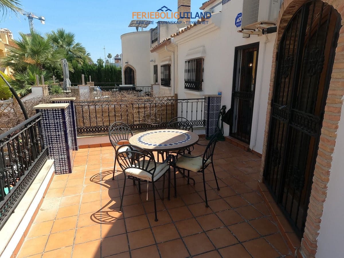 3 sovrum Villa till salu i Algorfa med pool garage - 449 995 € (Ref: 10001072)