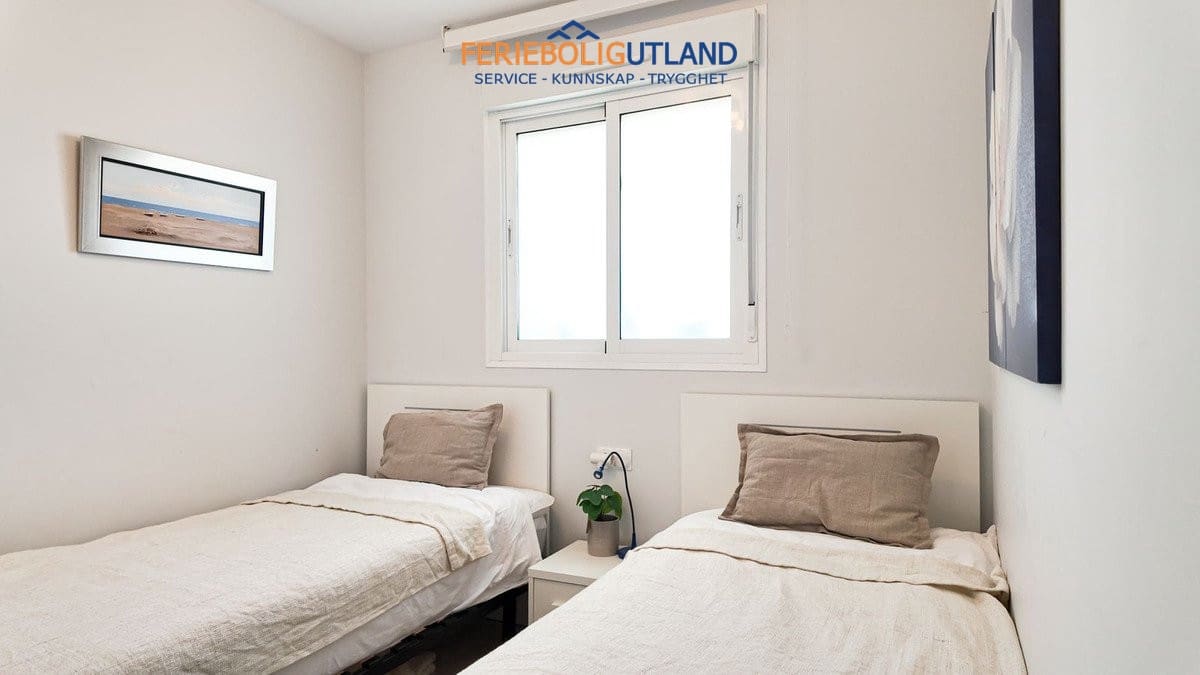 2 quarto Penthouse para venda em Villamartin com piscina garagem - 249 000 € (Ref: 10001073)