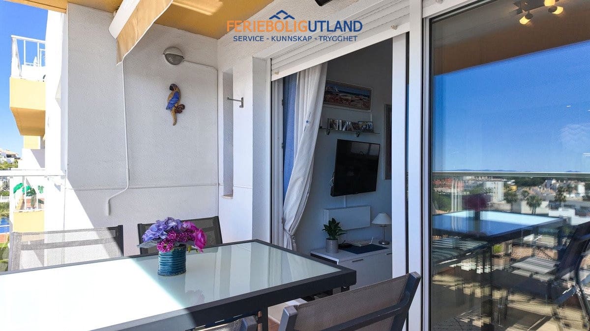 2 quarto Penthouse para venda em Villamartin com piscina garagem - 249 000 € (Ref: 10001073)