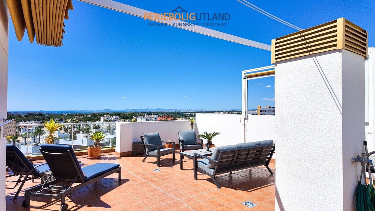 2 quarto Penthouse para venda em Villamartin com piscina garagem - 249 000 € (Ref: 10001073)