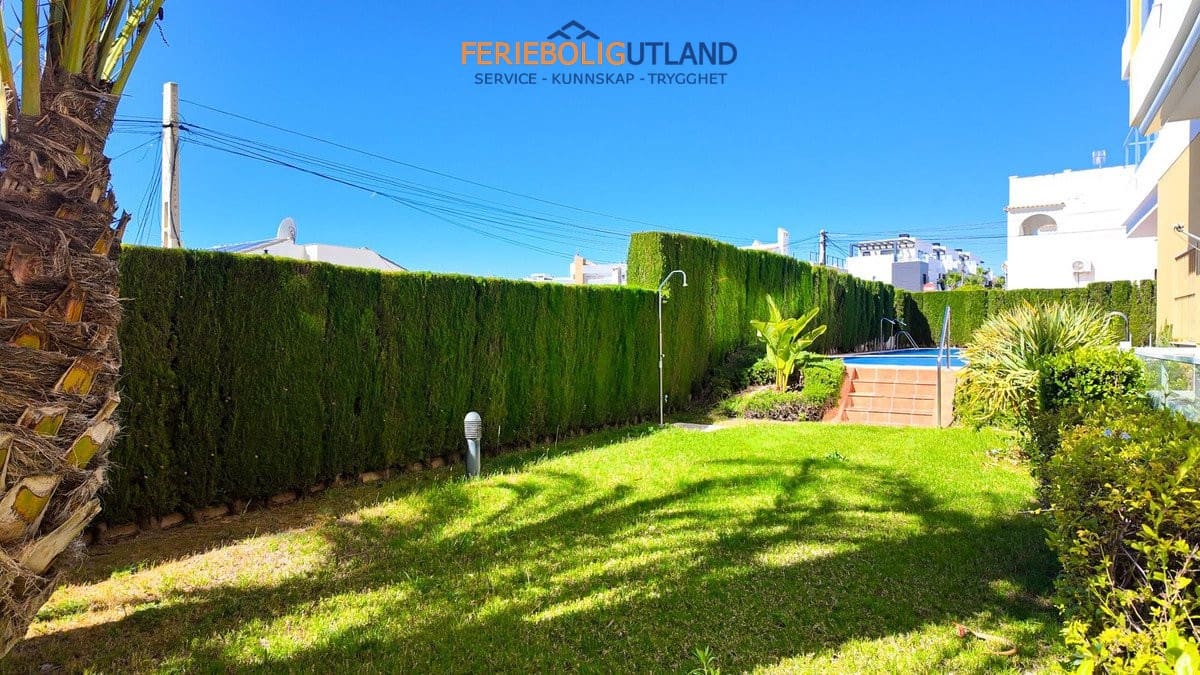 2 quarto Penthouse para venda em Villamartin com piscina garagem - 249 000 € (Ref: 10001073)