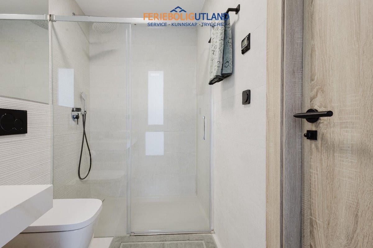 4 quarto Moradia para venda em Algorfa com piscina garagem - 750 000 € (Ref: 10001077)