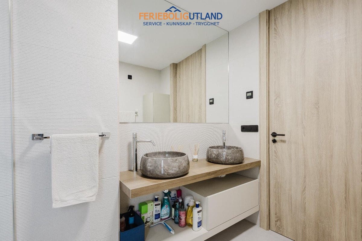 4 quarto Moradia para venda em Algorfa com piscina garagem - 750 000 € (Ref: 10001077)