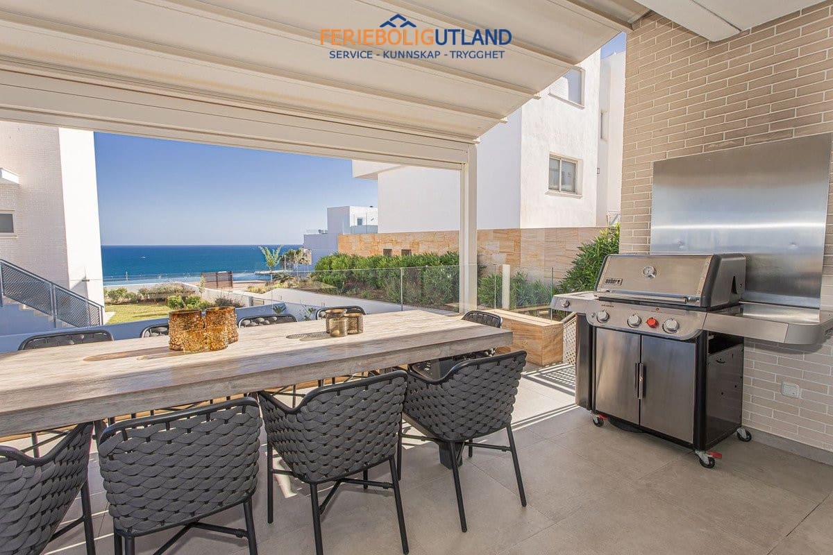 Chalet de 5 habitaciones en Fuengirola en venta con piscina - 1.890.000 € (Ref: 10001078)
