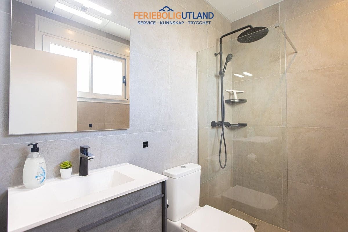 Chalet de 5 habitaciones en Fuengirola en venta con piscina - 1.890.000 € (Ref: 10001078)