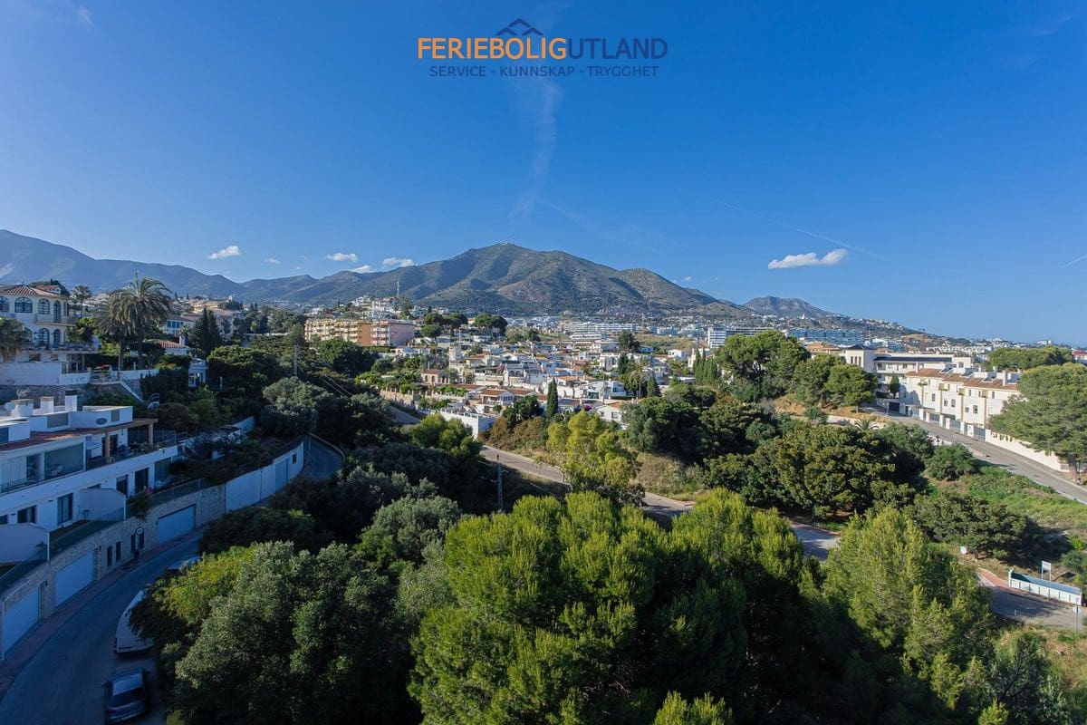 Chalet de 5 habitaciones en Fuengirola en venta con piscina - 1.890.000 € (Ref: 10001078)