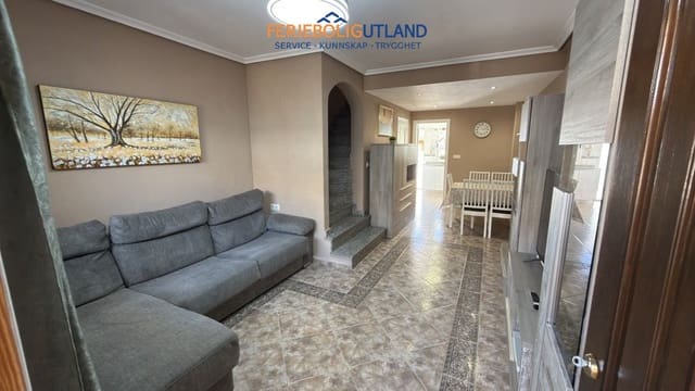 Casa de 3 habitaciones en La Zenia, Orihuela en venta con piscina garaje - 220.950 € (Ref: 10001079)
